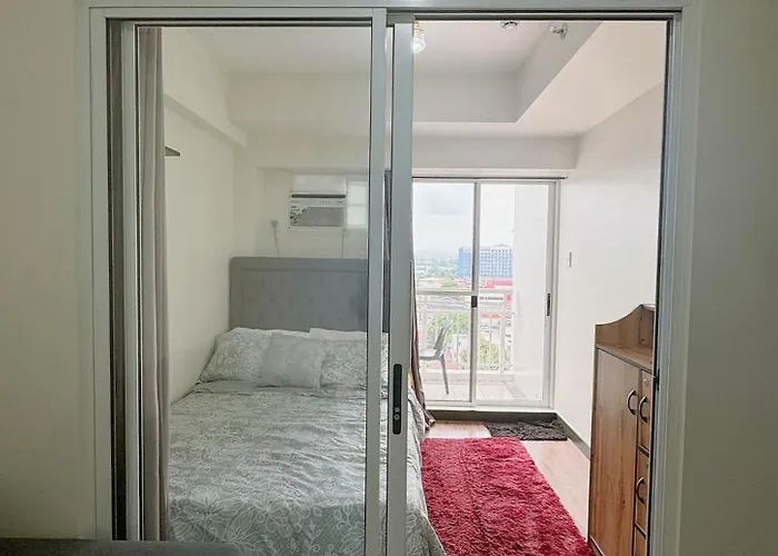 Satori Residence Condo With Balcony